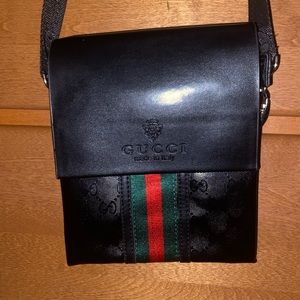 Authentic Women’s Gucci ShoulderBag